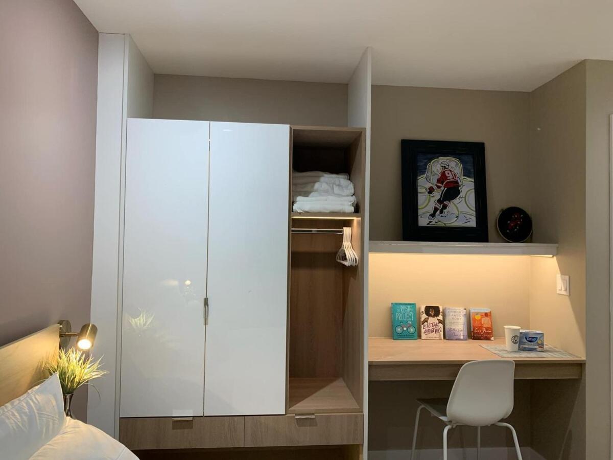 The Scandinavian House By Maple Dream Homestay- Near Sky Train Apartment Vancouver